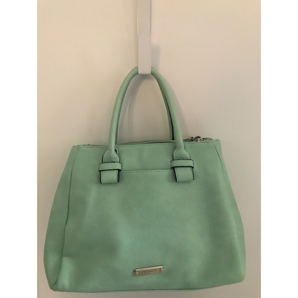 Steve Madden mint purse